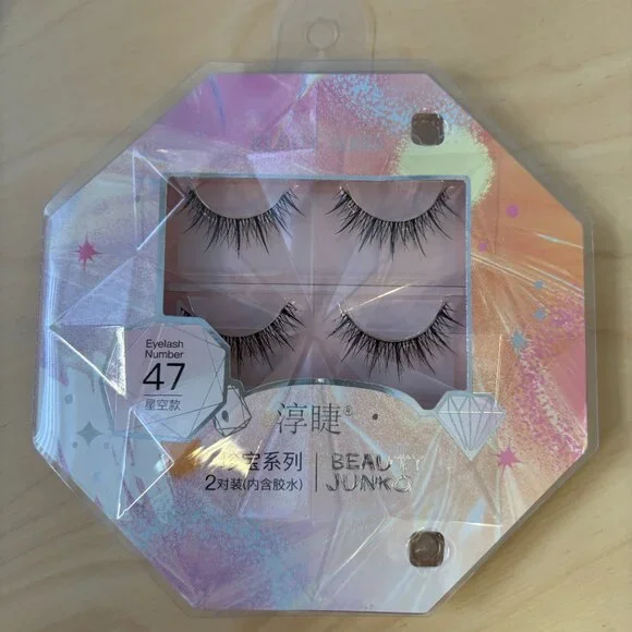 Eye Lashes - Picture 3 of 4